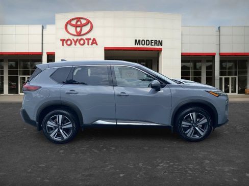 Used 2023 Nissan Rogue SL w/ SL Premium Package AWD/4WD image 4