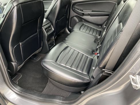 Used 2024 Ford Edge SEL w/ Convenience Package image 10