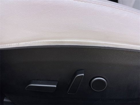 Used 2022 Tesla Model 3 Long Range image 22