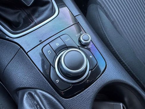 Used 2015 MAZDA MAZDA3 i Touring w/ Technology Package image 15