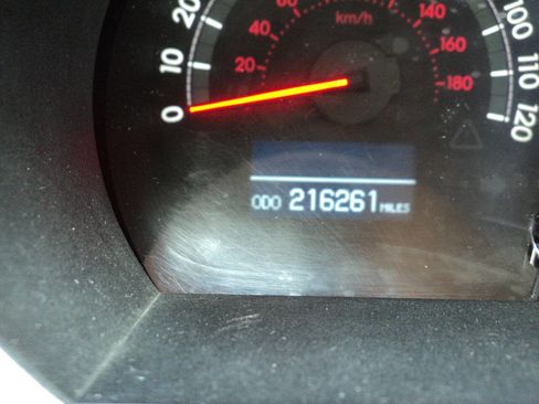 Used 2014 Toyota Sequoia Limited image 13