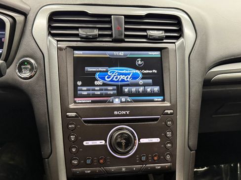 Used 2016 Ford Fusion Energi Titanium w/ Driver Assist Package FWD image 32