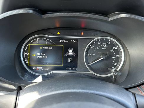 Used 2024 Nissan Versa SR FWD image 26