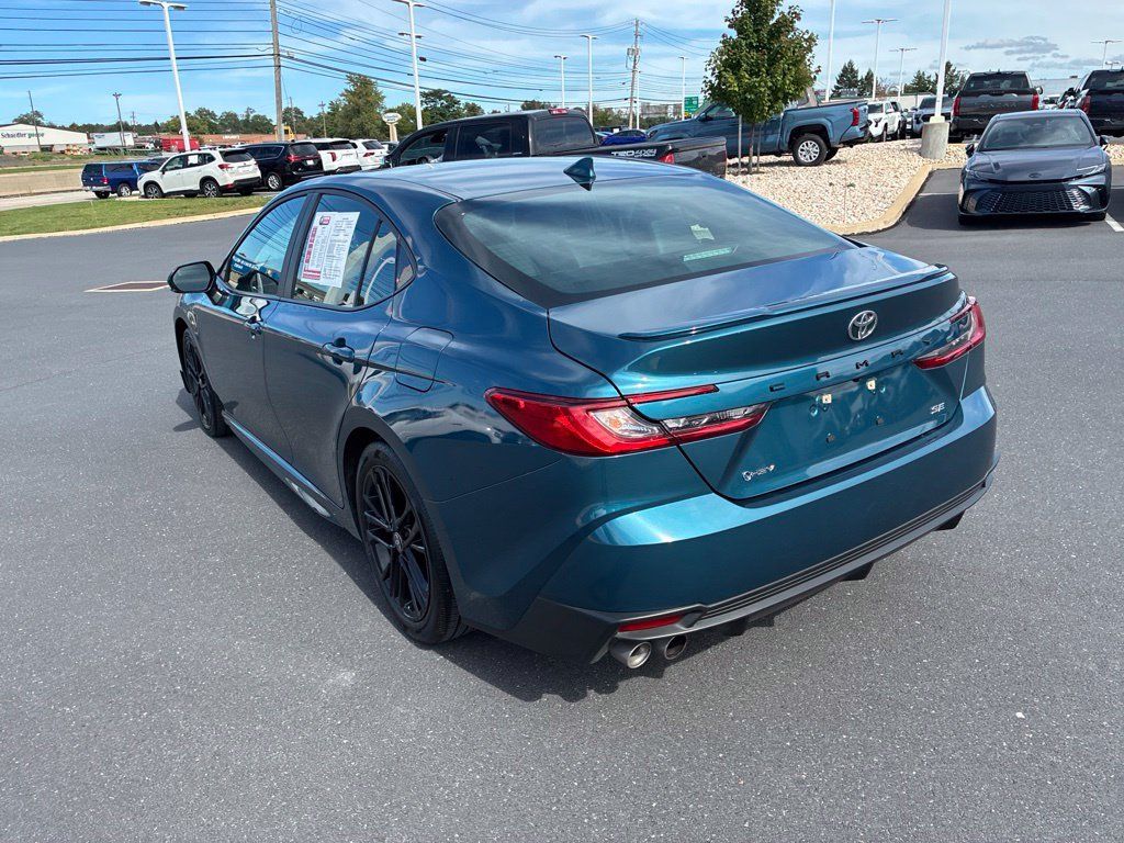 Used 2025 Toyota Camry SE FWD image 12