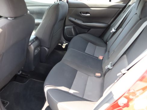 Used 2022 Nissan Sentra SV w/ All-Weather Package FWD image 16