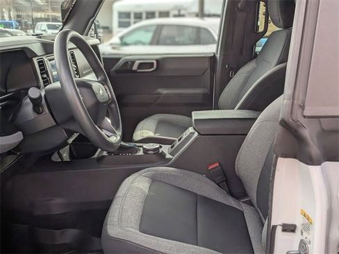 Used 2021 Ford Bronco 4-Door w/ Sasquatch Package image 14