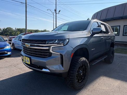 Used 2021 Chevrolet Tahoe LT AWD/4WD image 2