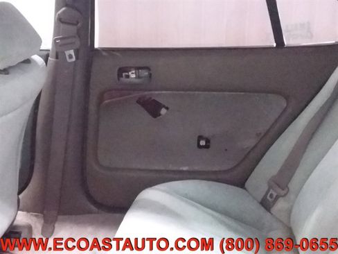 Used 1993 Toyota Camry Deluxe image 16