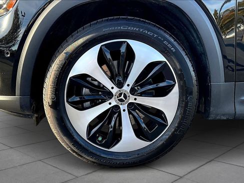 Certified 2024 Mercedes-Benz GLB 250 image 10