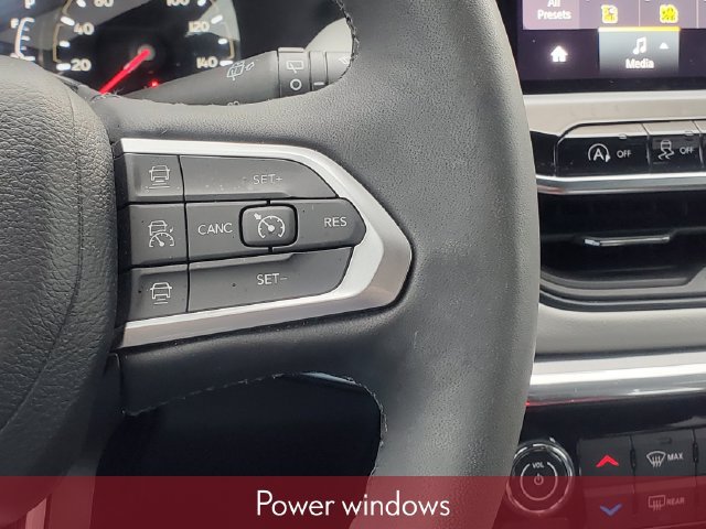 Used 2023 Jeep Compass Limited AWD/4WD image 14