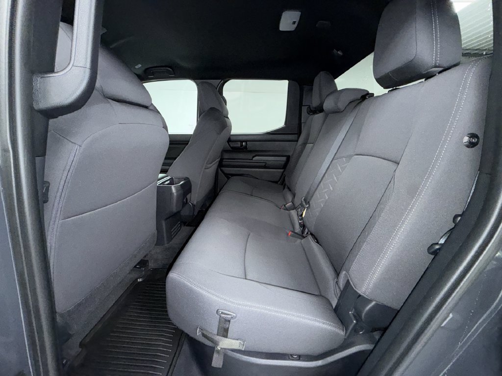 Certified 2024 Toyota Tacoma SR5 AWD/4WD image 14