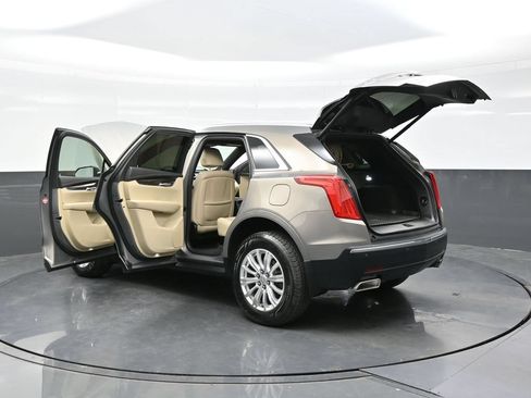 Used 2019 Cadillac XT5 AWD image 57