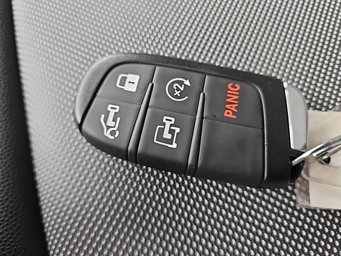 New 2025 RAM ProMaster 2500 w/ Quick Order Package 22G SLT image 28