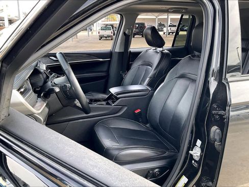 Certified 2022 Jeep Grand Cherokee Limited image 7