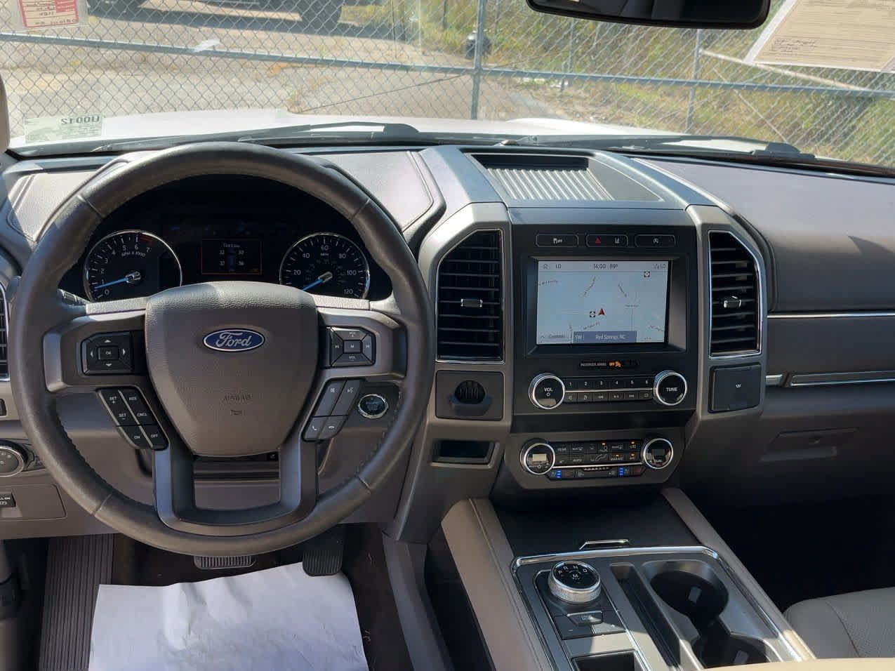Used 2020 Ford Expedition XLT w/ Equipment Group 202A RWD image 5