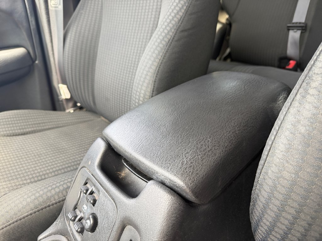 Used 2003 Jeep Liberty Sport AWD/4WD image 29