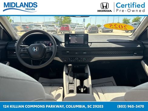 Certified 2025 Honda Accord SE image 26