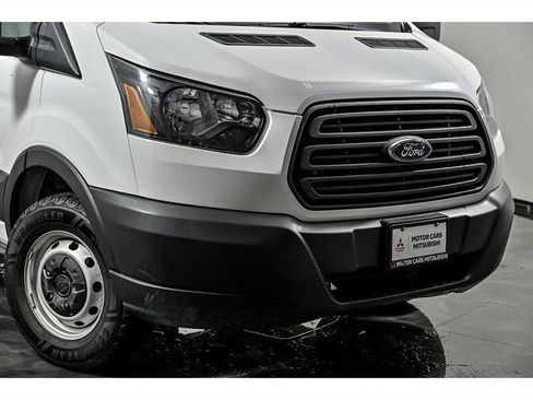 Used 2019 Ford Transit 250 138 RWD image 2