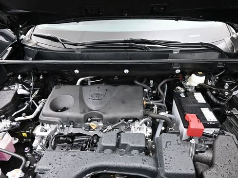 Used 2023 Toyota RAV4 XLE Premium image 23