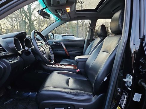 Used 2012 Toyota Highlander Limited image 15
