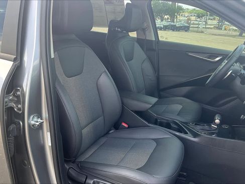 Certified 2024 Kia Niro EX FWD image 13