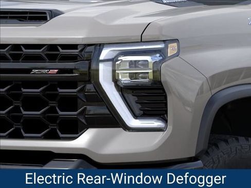 New 2026 Chevrolet Silverado 2500 ZR2 AWD/4WD image 11