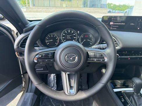 New 2026 MAZDA MAZDA3 Hatchback w/Premium Plus Pkg AWD/4WD image 16