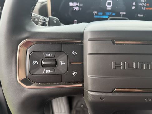 New 2025 GMC Hummer EV 3X w/ Extreme Off-Road Package image 17