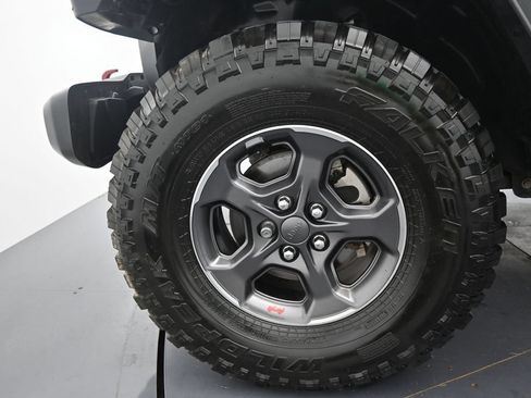 Used 2020 Jeep Gladiator Rubicon AWD/4WD image 49
