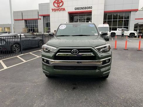 Certified 2022 Toyota 4Runner Limited AWD/4WD image 3
