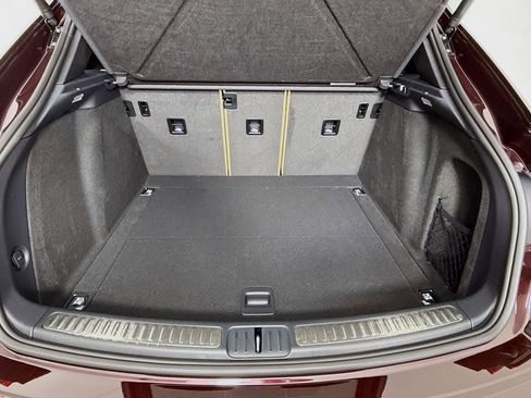 New 2026 Porsche Macan image 29