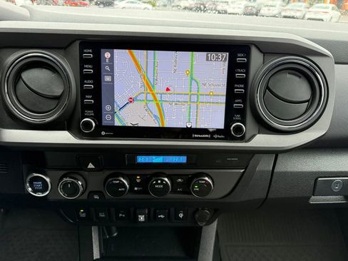 Certified 2023 Toyota Tacoma TRD Off-Road w/ Technology Package AWD/4WD image 21