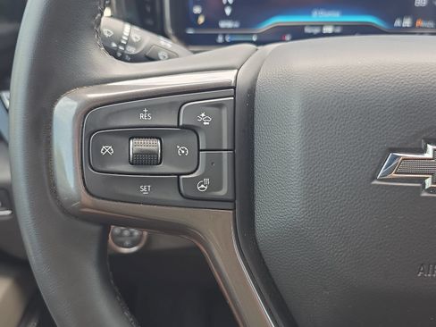 Used 2024 Chevrolet Silverado 2500 ZR2 w/ Technology Package AWD/4WD image 14