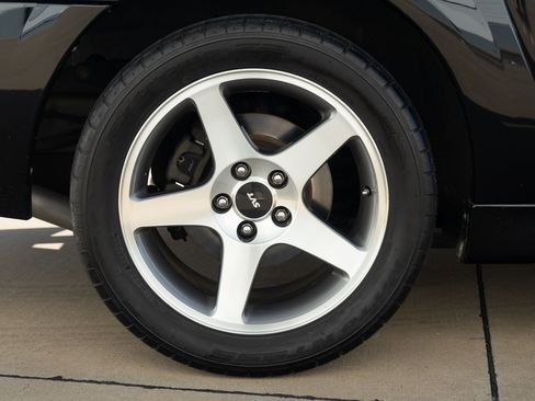 Used 2003 Ford Mustang Cobra image 40