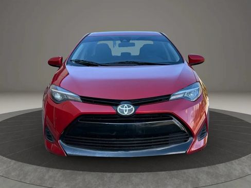 Used 2019 Toyota Corolla LE FWD image 2