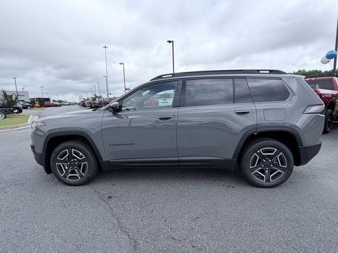 New 2026 Jeep Cherokee Laredo AWD/4WD image 5