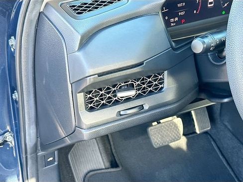 Used 2024 Honda Accord EX image 10