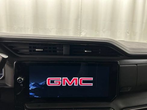 Used 2024 GMC Sierra 2500 AT4X AWD/4WD image 13