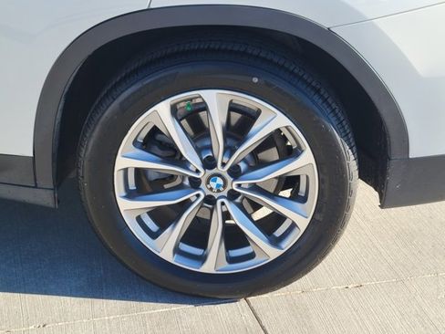 Used 2018 BMW X3 xDrive30i w/ Premium Package image 15