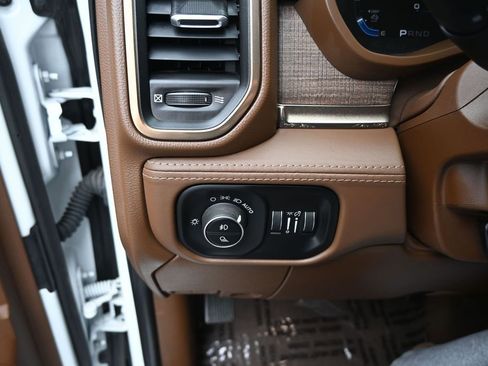 Used 2024 RAM 3500 Limited w/ Safety Group AWD/4WD image 26