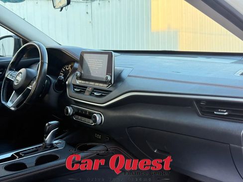 Used 2022 Nissan Altima 2.5 SR image 17