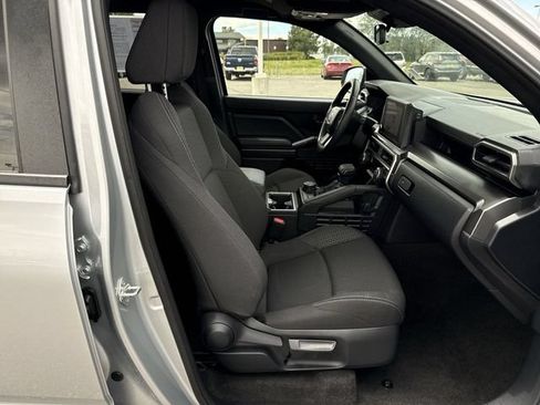 Used 2026 Toyota 4Runner SR5 AWD/4WD image 24