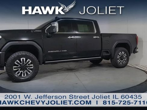 Used 2024 GMC Sierra 2500 Denali Ultimate AWD/4WD image 4