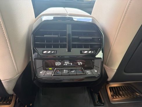 Used 2023 BMW iX xDrive50 w/ Premium Package AWD/4WD image 28