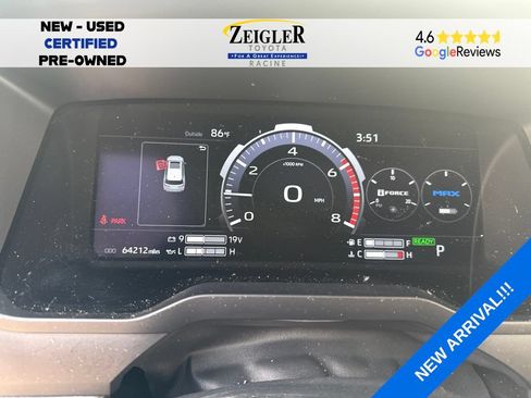 Used 2023 Toyota Sequoia Platinum AWD/4WD image 5