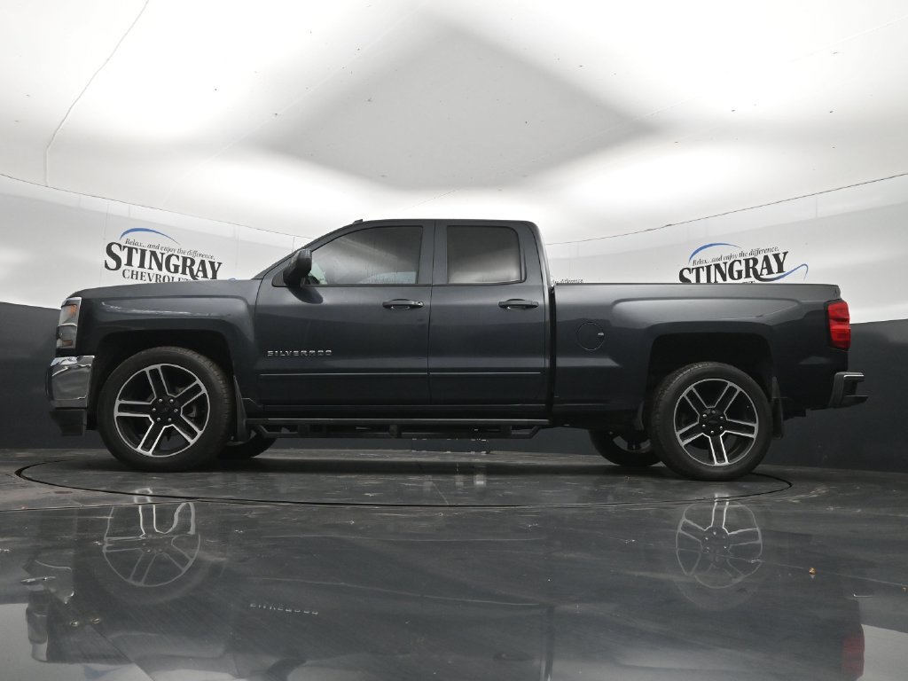 Used 2018 Chevrolet Silverado 1500 LT w/ All Star Edition RWD image 29