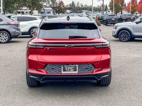 New 2026 Chevrolet Equinox EV RS image 3