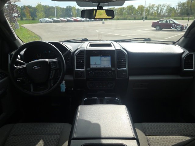 Used 2017 Ford F150 XLT w/ Equipment Group 302A Luxury AWD/4WD image 14