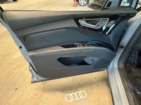 Used 2023 Audi Q4 e-tron Premium w/ Convenience Package AWD/4WD image 19