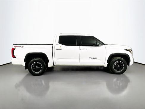 Used 2022 Toyota Tundra SR5 image 8